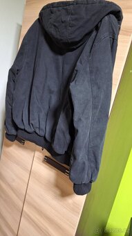 BUNDA PÁNSKÁ S KAPUCÍ, zn.STEINAR - 9