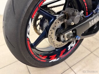YAMAHA YZF - R1 - 9