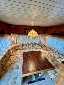 Karavan obytný přívěs Hobby de lux plus termo strecha - 9