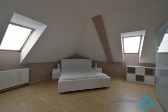 Světlý mezonetový byt 4+kk s balkonem – p. Bezruče 1866, Nov - 9