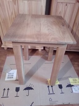 Prodám dubový stůl 65 x 58 cm - 9