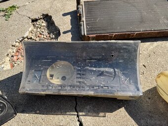 Prodam zbytek náhradních dílů. - 9