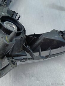 Honda 125 PCX (plasty) - 9