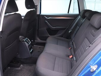 Škoda Octavia 2,0 TDI 4x4 CZ Xenon Scout (2016) - 9