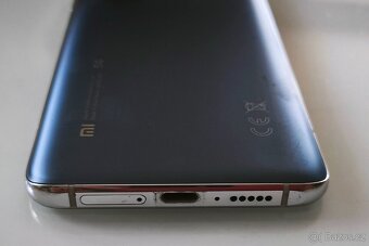 Xiaomi Mi 10T Lunar Silver 8GB/128GB + bohaté příslušenství - 9