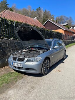 BMW e91 325i 160kw - 9