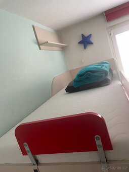 Komplet nábytek na míru - dětská patrová postel se stolem - 9