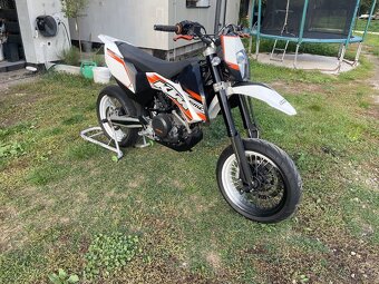 KTM SMC 690 - 9