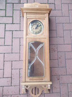 Závažné secesní hodiny - 9