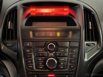 Opel Astra 1.4i ,  74 kW benzín, 2011 - 9