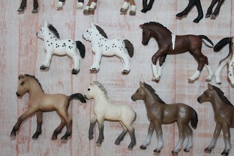 Figurky koní Schleich 3 - 9