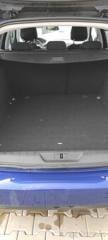 K prodeji Peugeot 308 SW 1.2 PureTech, 81kW, 12/2018, 98tkm, - 9