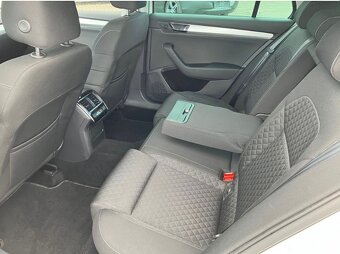 Škoda Superb 2.0tdi 4x4 DSG - 9