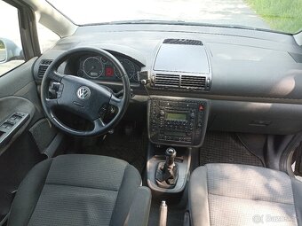 Volkswagen Sharan - 9