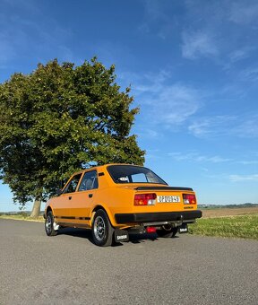 Škoda 105L TOP stav investiční VŮZ - 9