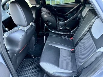 Ford Focus ST combi 184 kW - 9