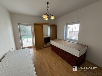 Pronájem rodinného domu 191 m², pozemek 400 m² - 9