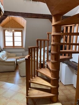 Pronájem bytu v centrum Českých Budějovic - 9