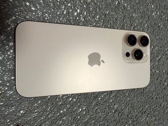 iPhone 16 Pro Max - 9