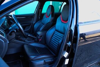 Škoda Octavia Combi 2.0 TDI RS DSG - 9