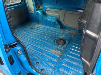 RENAULT KANGOO MAXI 1.5 dCi 48 kW - 01/2007 - 9