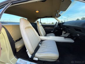 Dodge Challenger - 9
