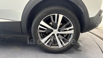 PEUGEOT 3008 (2) BlueHDi S&S 130 II ALLURE 05/2021 - 9