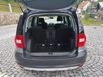 SKODA YETI 2.0 TDI ----1x MAJITEL---.TOP STAV - 9