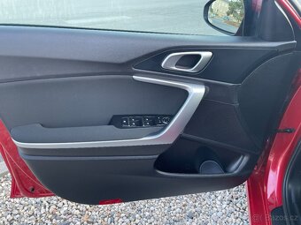 Kia Ceed 1.4 T-GDI/103kW GPF TOP - 9