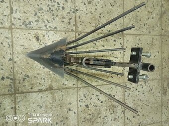 Prodám zahradní kultivátor Maufild - 9