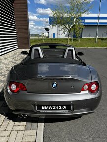 BMW Z4 E85 3,0i 125tkm, Sterlinggrau, Manuál, Xenony - 9