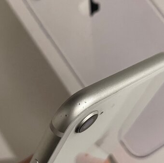 iPhone 8 - 9
