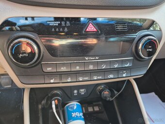 Hyundai Tucson, 2016, 1.7 CRDi 128tis, navigace - 9