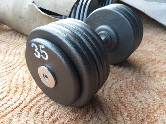 Pevné profi jednoruční činky 2,5 - 100kg - 9