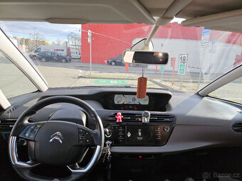 Citroen C4 picasso 1.6HDi 85 kw r.v.2013 Nová STK - 9