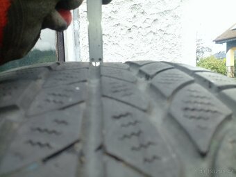 Zimní 255/55 R18 Continental cena za celou sadu, staré pneu - 9