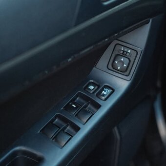 2009 Mithubishi lancer 1.8 - 9