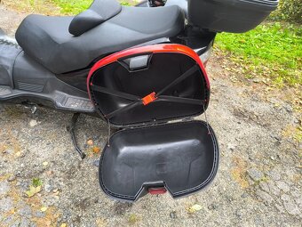 Suzuki Burgman 650 executive - 9