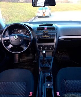 Škoda Octavia 1.6i 16V 75KW rok.2011 + TOUR II + zachovalé - 9
