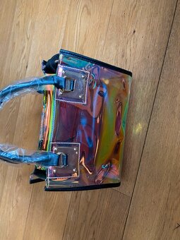 Lehoučká promyšlená kabelka taška crossbody ledvinka Ododos - 9