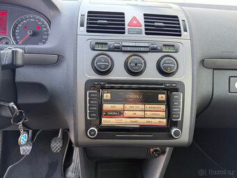 Volkswagen VW Touran 1.4 TSI 103kW 2010 148tkm 7míst - 9
