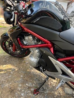 Kawasaki ER-6n - 9