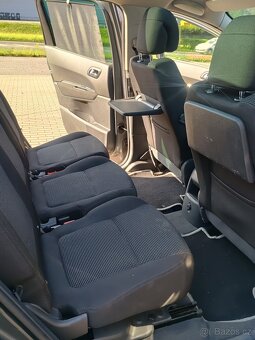 peugeot 5008 2,0 hdi - 9