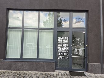 Prodej komerčního prostoru 34 m2 + parkovací stání - 9