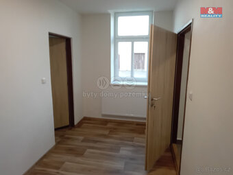 Pronájem bytu 2+kk, 61 m², Ostrava, ul. Komerční - 9