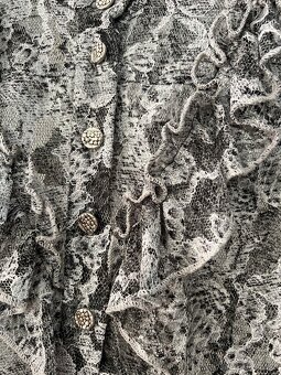 Dámská krajková halenka - 9