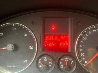 VW GOLF V. 1.9TDi 77kW - 9