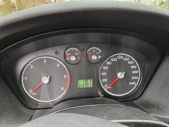 Ford Focus mk2 1.6 TDCi 66kw - 9