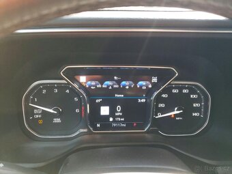 GMC Yukon Denali 2021 - 9