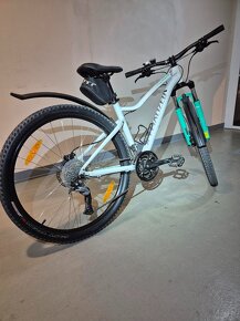 Dětské kolo Specialized vel. rámu M/17, velikost kol 27.5 - 9